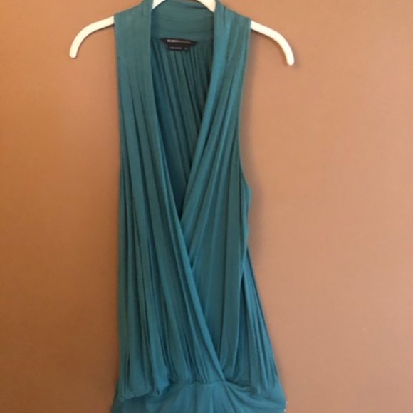 BCBGMaxAzria Tops - BCBGMAXAZRIA GREEN KNIT GATHERED OPEN FRONT TOP s